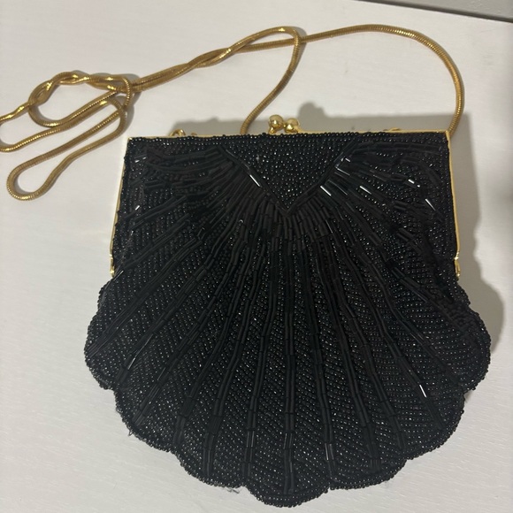 La Regale Elegant Black Beaded Clutch - Picture 3 of 8
